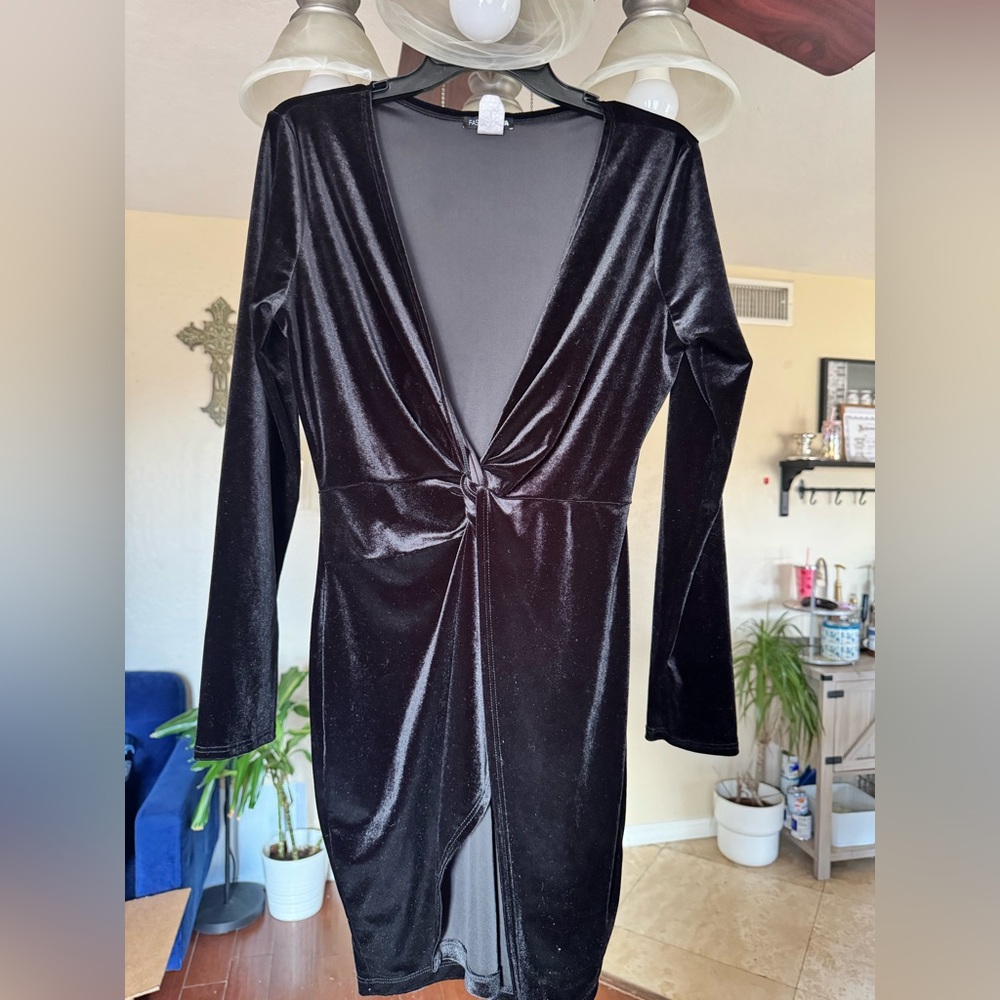 Women’s Velour Black Dress